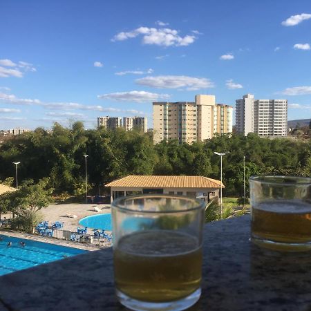 Hotel Golden Dolphin Com Cafe Da Manha! Piscinas 24H Калдас-Новас Экстерьер фото
