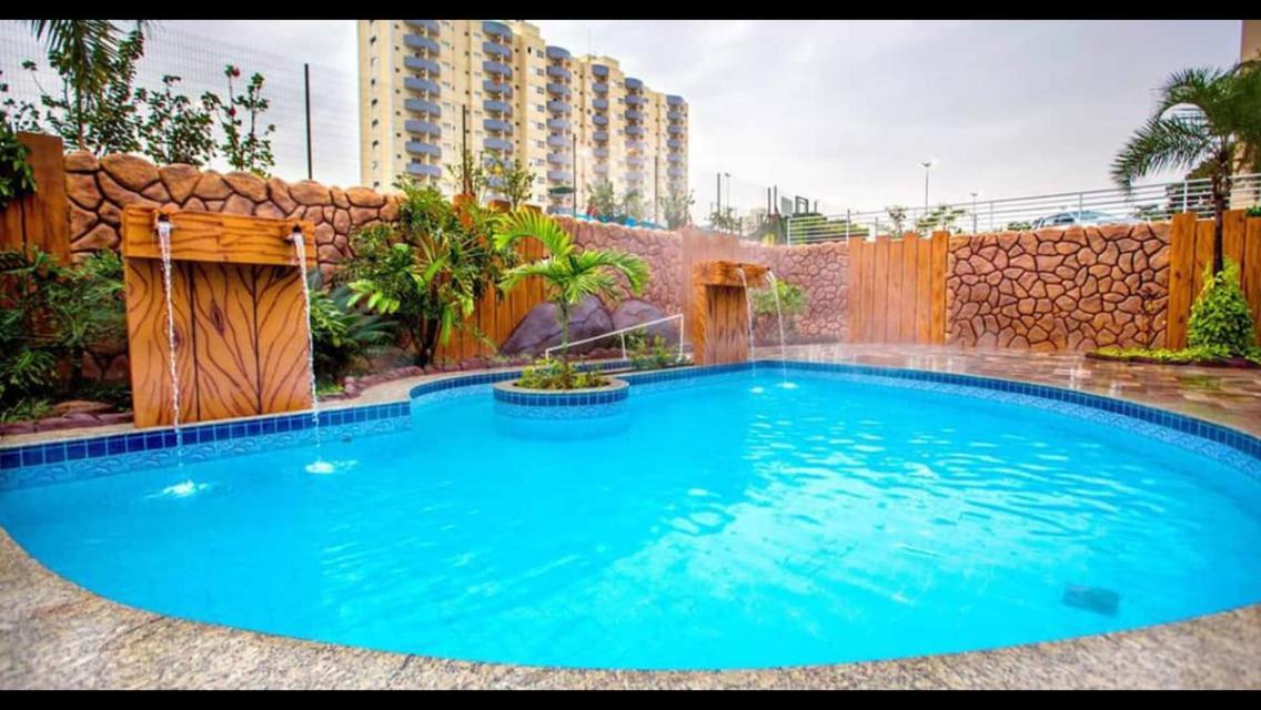 Hotel Golden Dolphin Com Cafe Da Manha! Piscinas 24H Калдас-Новас Экстерьер фото